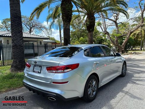 Used 2020 Kia Optima LX image 5