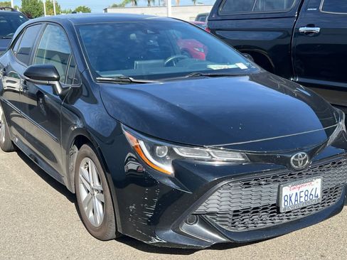 Used 2019 Toyota Corolla SE FWD image 3