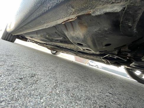 Used 2017 Chevrolet Malibu Premier w/ Premier Sun and Wheel Package FWD image 18