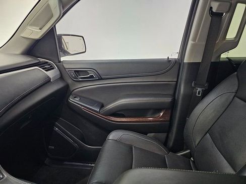 Used 2018 GMC Yukon SLT image 19