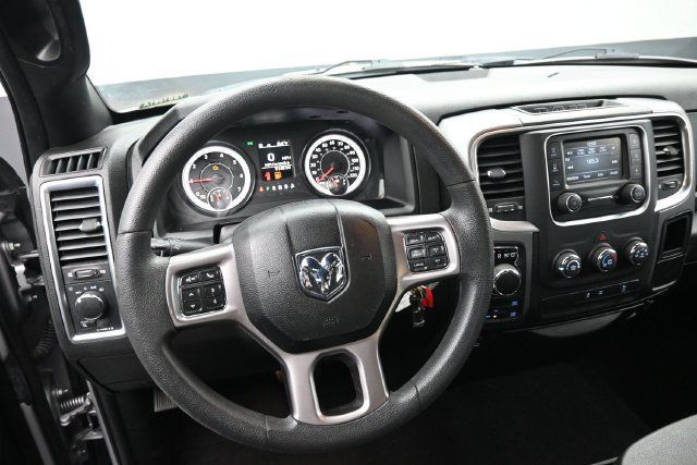 Used 2022 RAM 1500 Warlock AWD/4WD image 15
