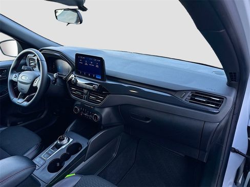 Used 2025 Ford Escape ST-Line Select image 27