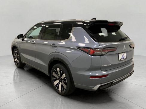 New 2025 Mitsubishi Outlander SEL image 7