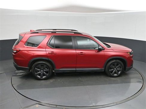 Used 2025 Honda Pilot Sport image 34