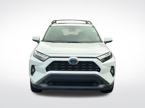 Used 2022 Toyota RAV4 XLE Premium AWD/4WD image 9