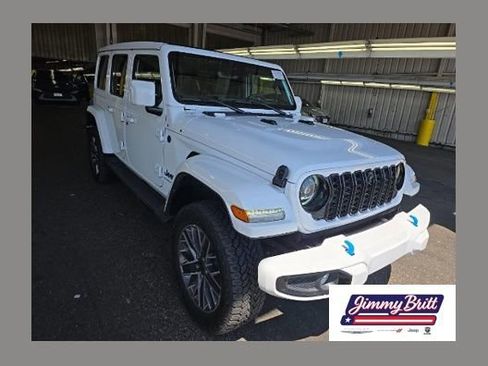 Used 2024 Jeep Wrangler High Altitude AWD/4WD image 1