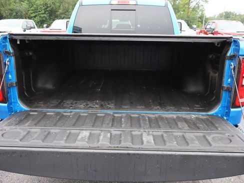Used 2025 RAM 1500 Big Horn AWD/4WD image 39