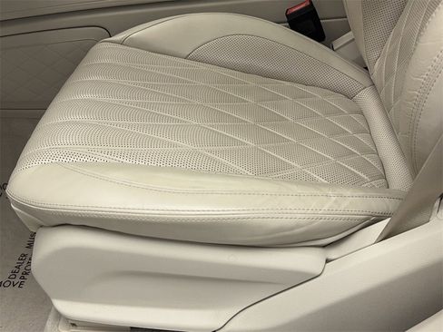 Used 2022 Mercedes-Benz G 550 image 37