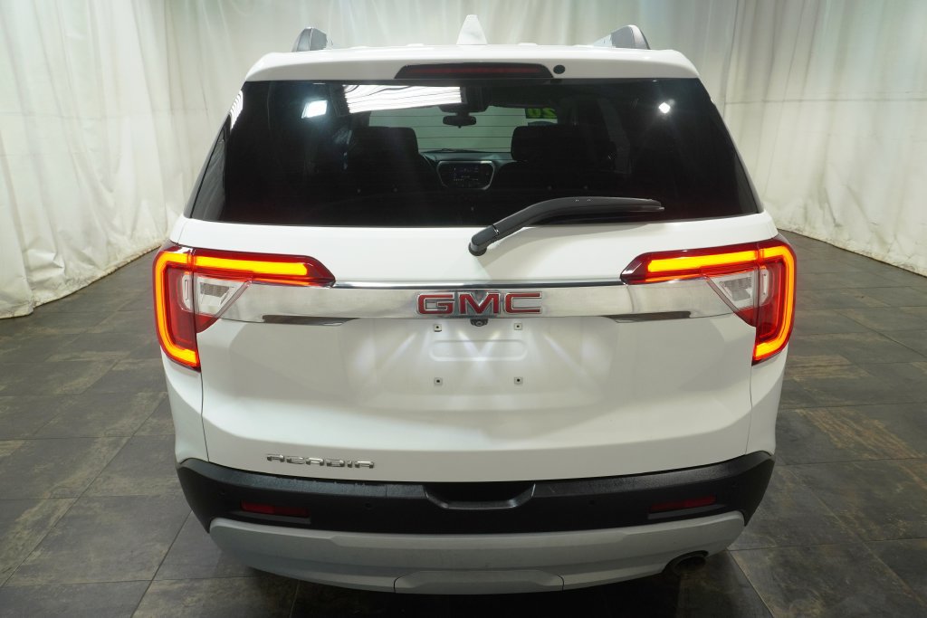 Used 2020 GMC Acadia SLE w/ Driver Convenience Package FWD image 5