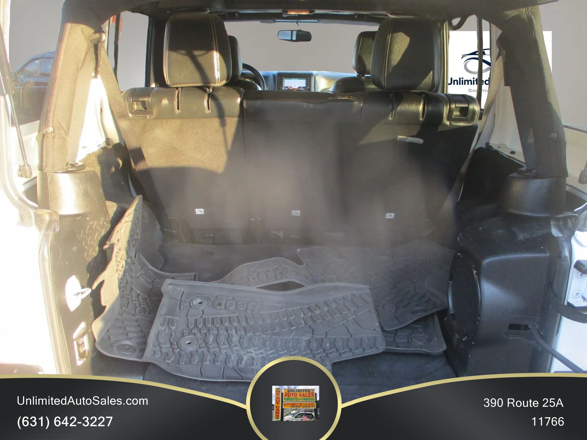 Used 2014 Jeep Wrangler Unlimited Sahara AWD/4WD image 12