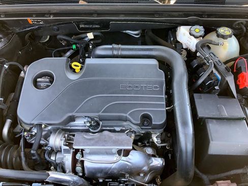 Used 2023 Chevrolet Malibu LT FWD image 34