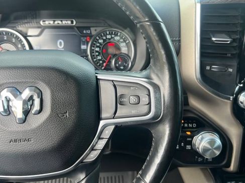 Used 2019 RAM 1500 Laramie AWD/4WD image 23