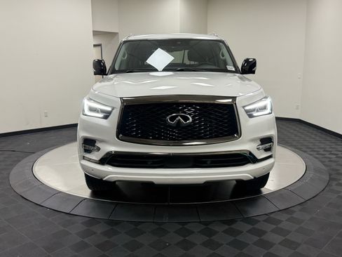 Certified 2023 INFINITI QX80 Premium Select w/ Cargo Package AWD/4WD image 2