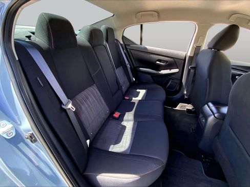 Used 2024 Nissan Sentra SR FWD image 19