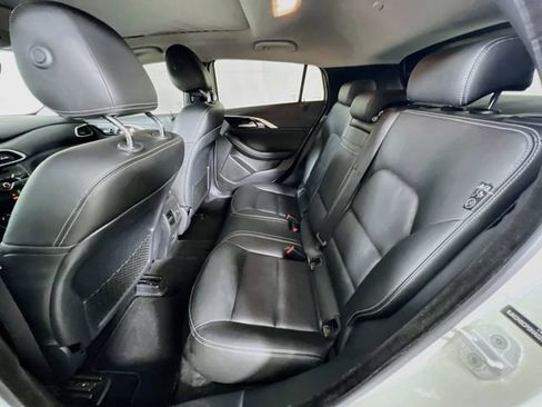 Used 2017 INFINITI QX30 Premium w/ Navigation Package FWD image 22
