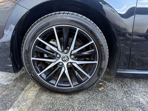 Used 2023 Toyota Camry SE image 13