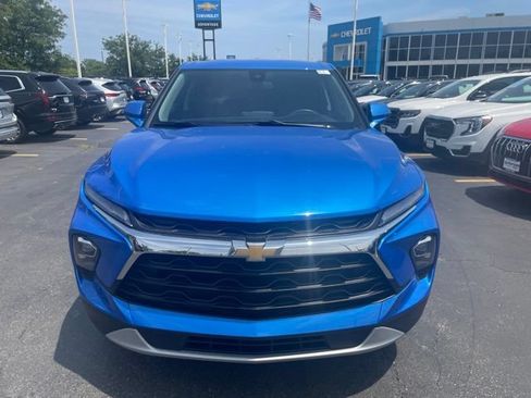 Used 2025 Chevrolet Blazer LT FWD image 6