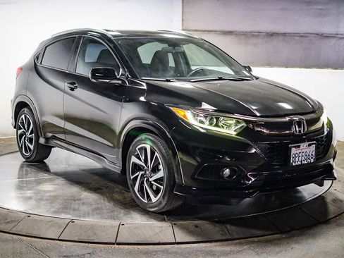 Used 2020 Honda HR-V Sport image 3
