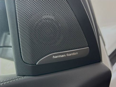 New 2026 BMW X5 xDrive40i w/ Premium Package image 19