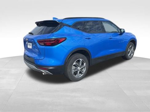 Used 2024 Chevrolet Blazer LT image 6