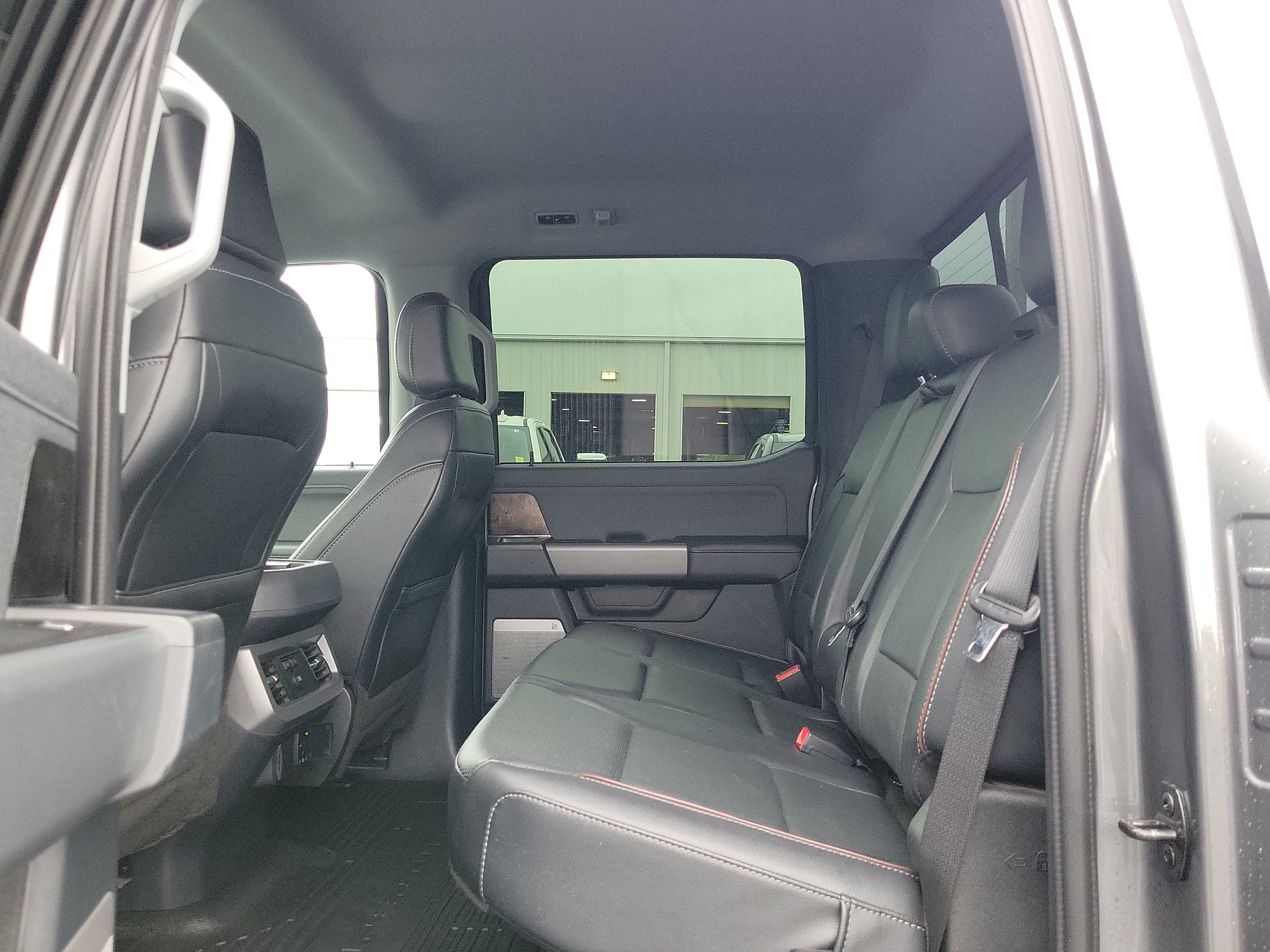 Used 2023 Ford F250 Lariat AWD/4WD image 11