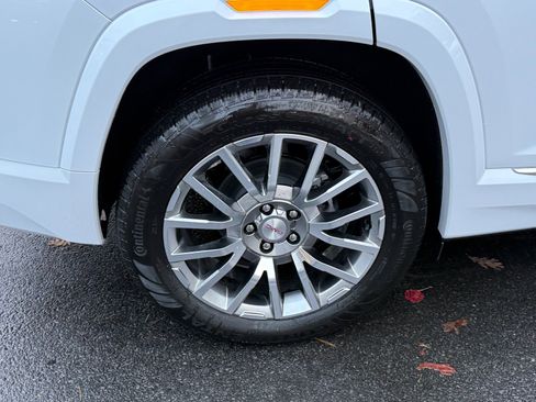 New 2026 GMC Terrain Denali w/ LPO, Floor Liner Package image 11