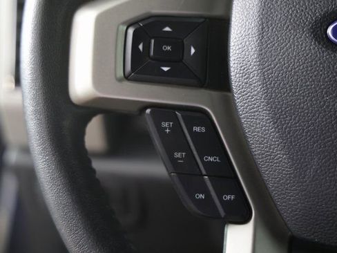 Used 2020 Ford F150 Lariat image 14