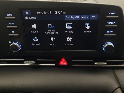 Used 2025 Hyundai Elantra SE FWD image 25