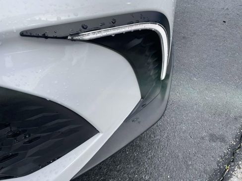 Used 2025 Toyota Camry SE w/ Multimedia Upgrade Package image 17