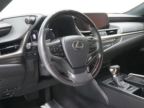 Used 2019 Lexus ES 350 w/ Luxury Package image 9