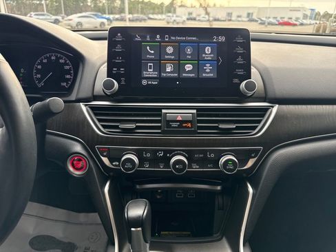 Used 2021 Honda Accord EX-L image 6