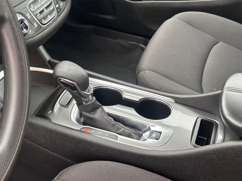 Certified 2023 Chevrolet Malibu LT image 11