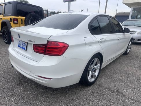 Used 2013 BMW 328i xDrive Sedan AWD/4WD image 7