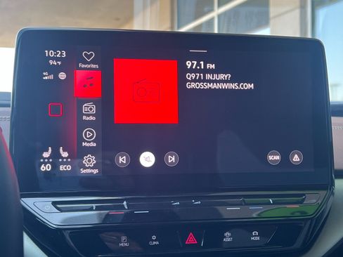 Used 2023 Volkswagen ID.4 2WD image 18