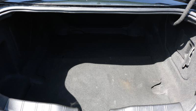 Used 2021 Chevrolet Camaro LT RWD image 18