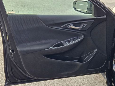 Used 2023 Chevrolet Malibu LT image 18