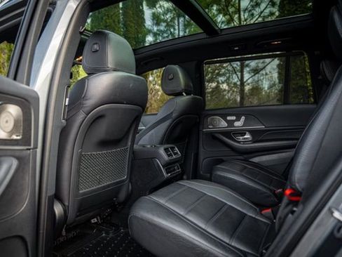 Used 2022 Mercedes-Benz GLS 450 4MATIC image 42