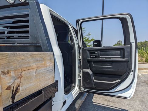 Used 2024 RAM 2500 Tradesman w/ Snow Chief Group AWD/4WD image 47