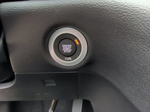 New 2026 Chrysler Pacifica Select w/ S Appearance Package FWD image 23