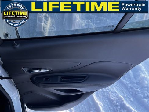 Certified 2022 Buick Encore Preferred w/ Safety Package image 31