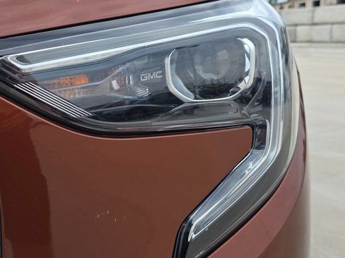 Used 2019 GMC Terrain SLE FWD image 9