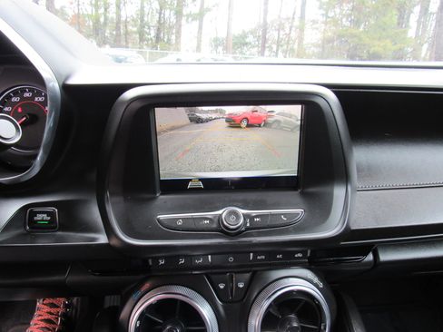 Used 2019 Chevrolet Camaro LT image 13