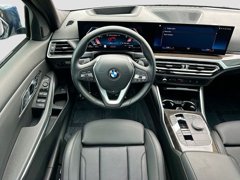 Used 2023 BMW 330i Sedan w/ Premium Package RWD image 18