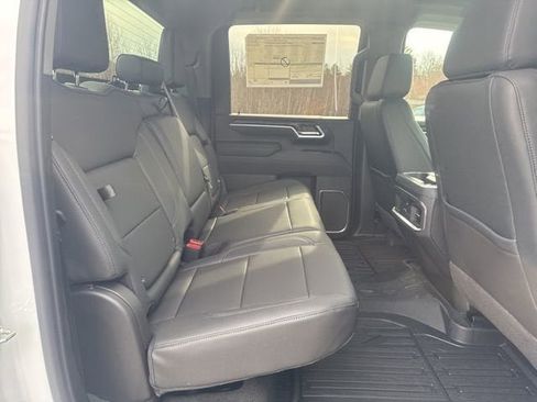 New 2026 GMC Sierra 2500 SLT w/ SLT Convenience Package AWD/4WD image 33