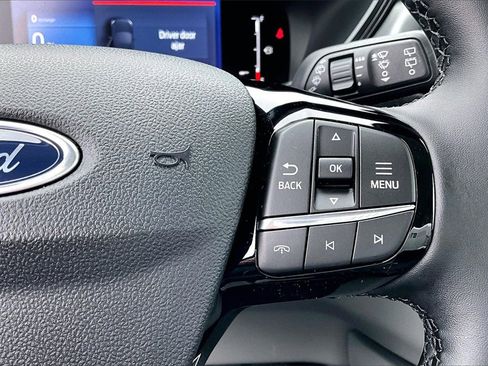 New 2026 Ford Escape Base image 19