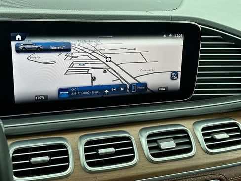 Certified 2024 Mercedes-Benz GLS 450 4MATIC image 31