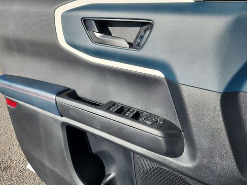 Used 2023 Ford Bronco Sport Heritage image 9