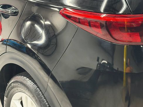 Used 2018 Kia Sportage LX FWD image 12
