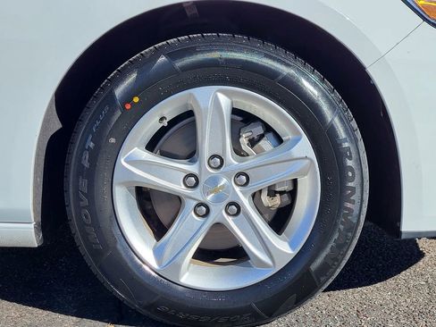 Used 2023 Chevrolet Malibu LT image 29