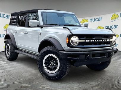 Used 2022 Ford Bronco Outer Banks w/ Sasquatch Package